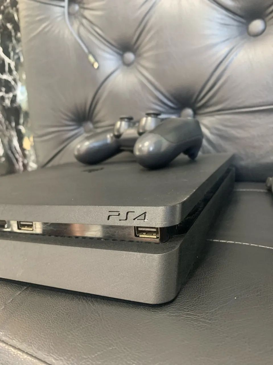 Ps4 slim 