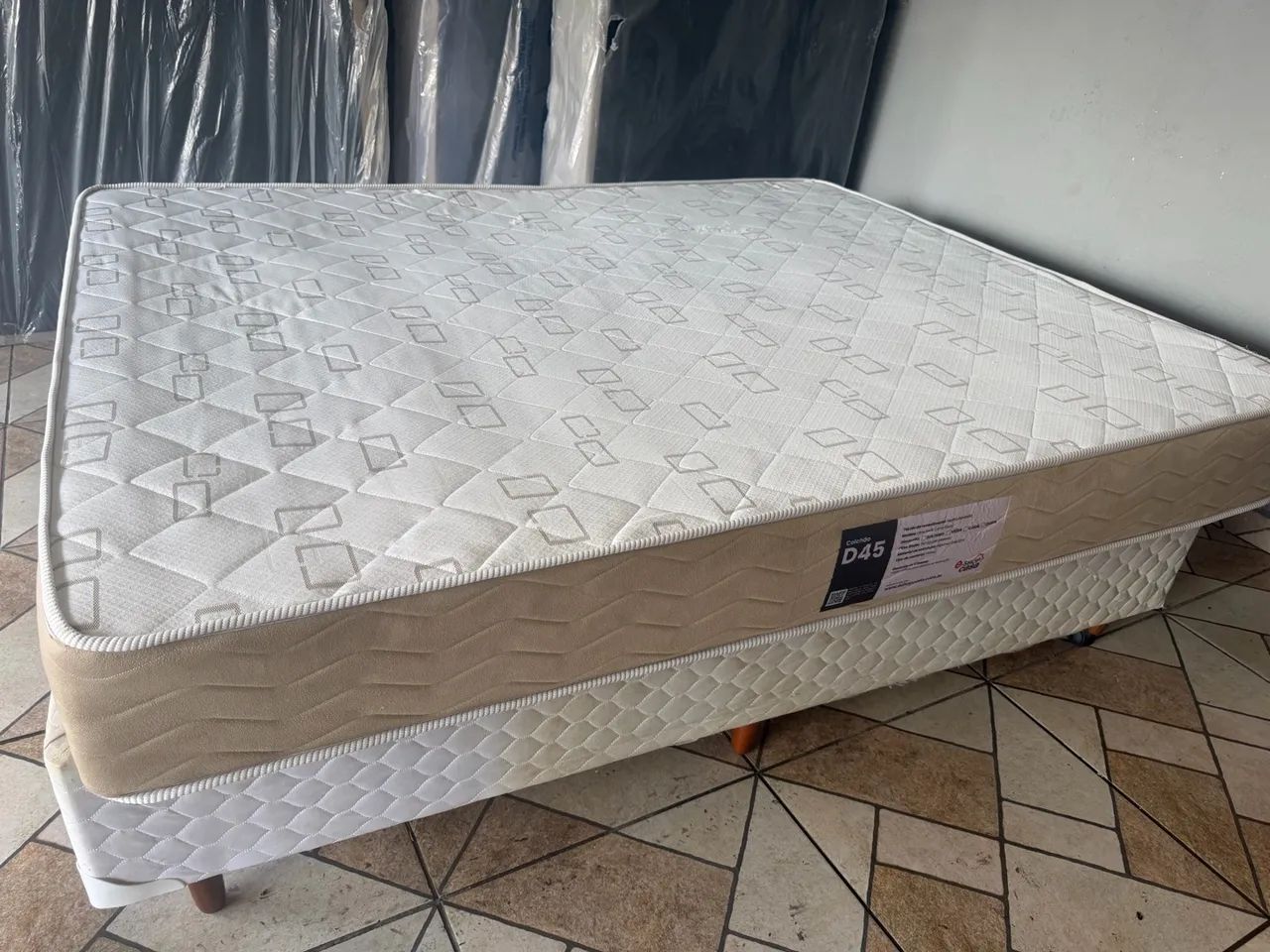 Cama box mas colchão Queen  - Foto 5