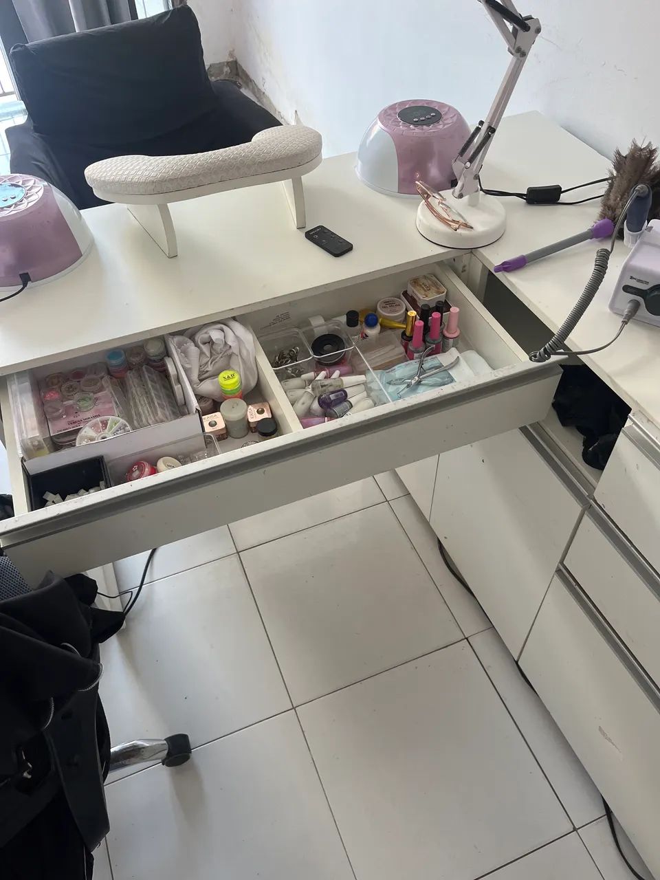 Vendo mesa de manicure  - Foto 3