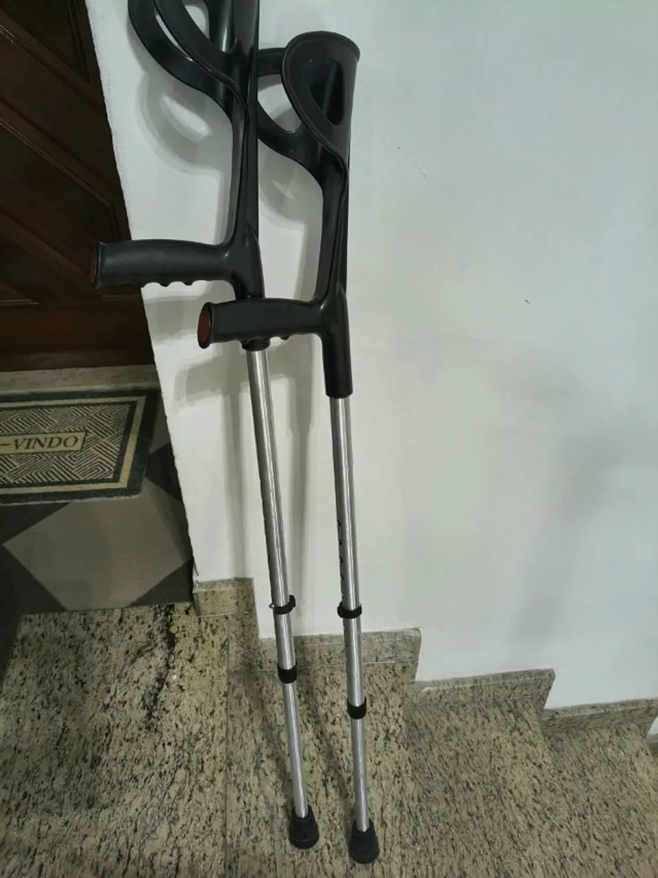 Par de muletas + Tala perna - Foto 5