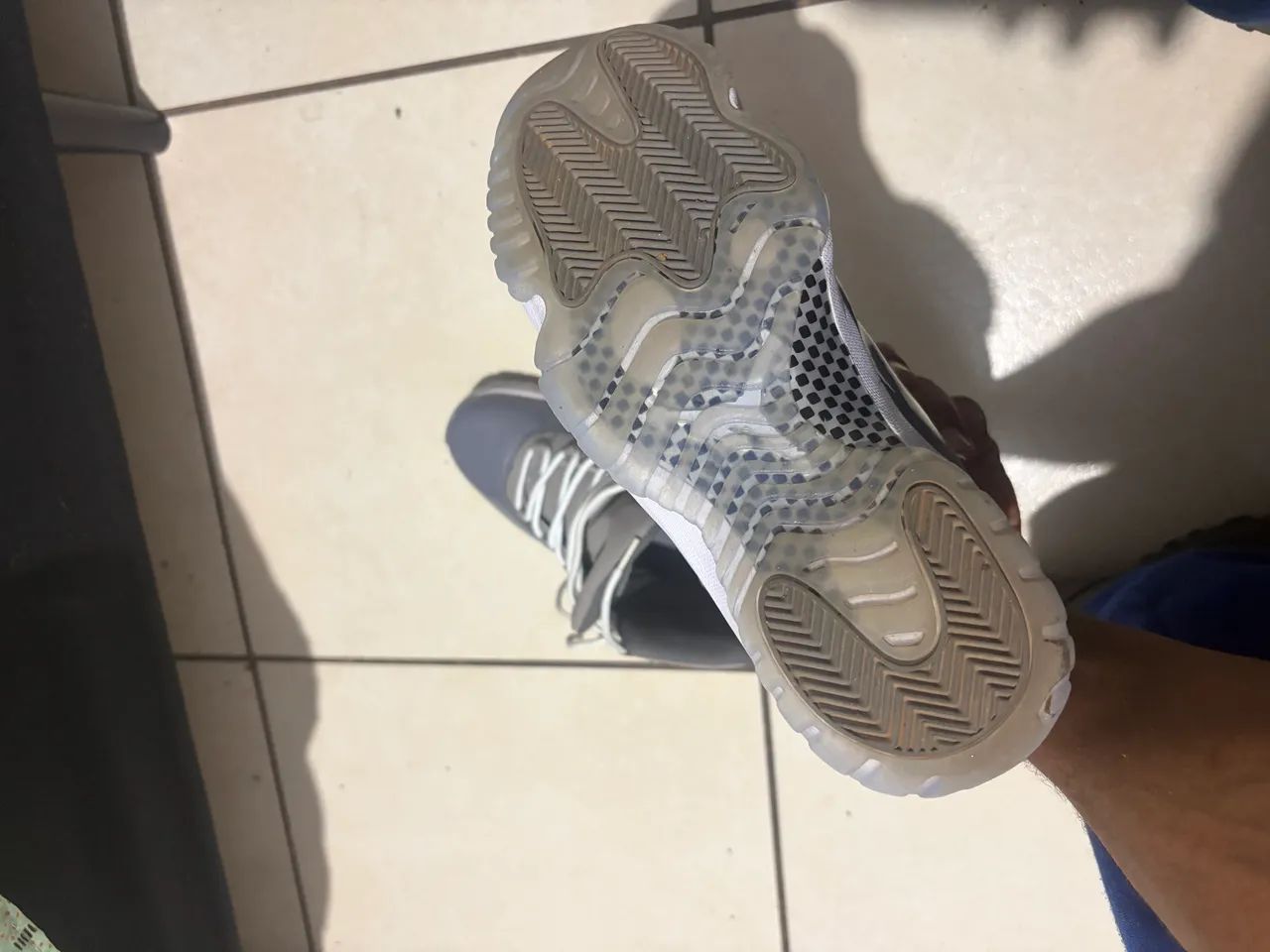 Jordan 11 tamanho 40 - Foto 5