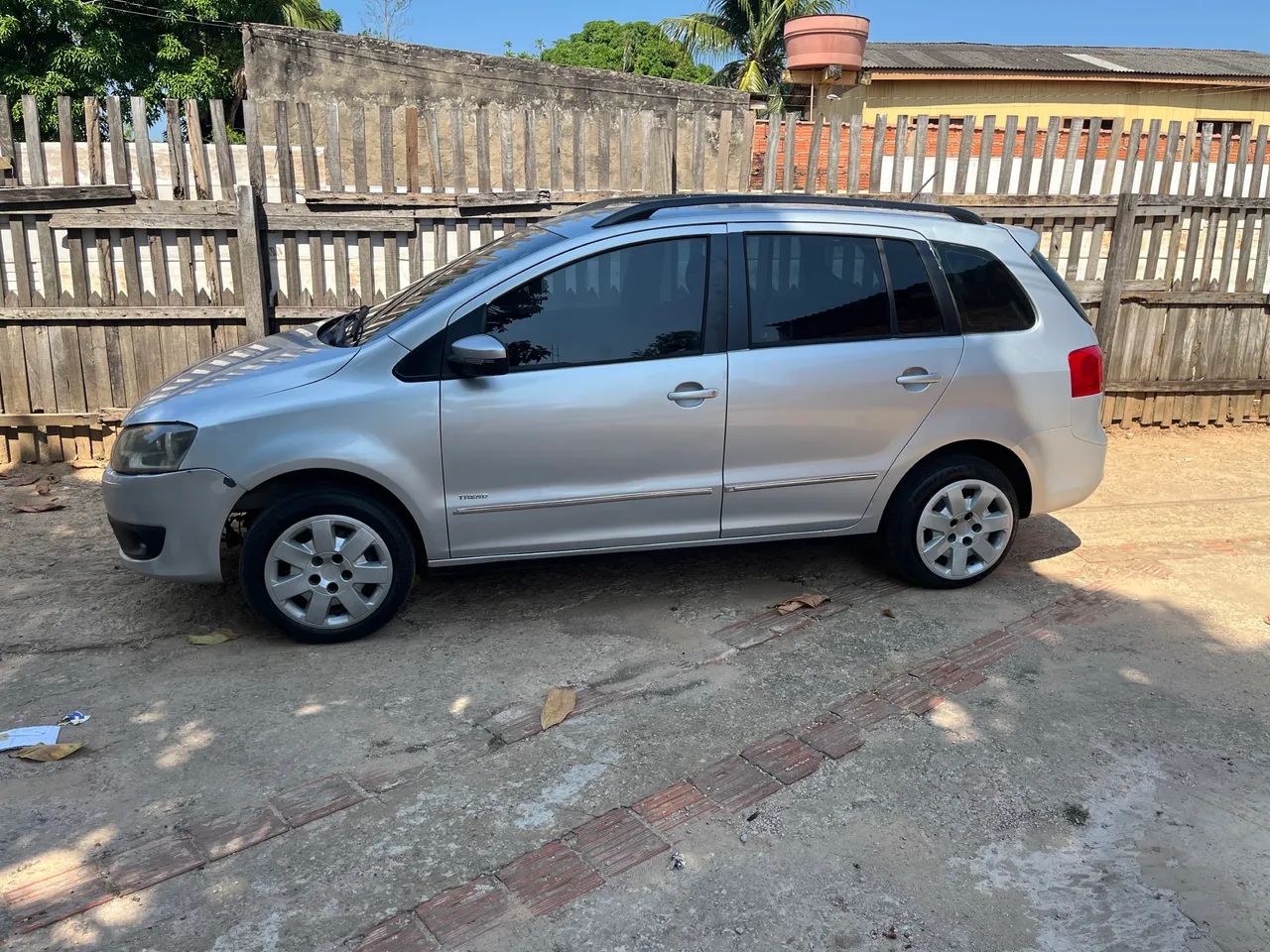 Volkswagen Spacefox 1.6/ 1.6 Trend Total Flex 8V 5P 2012 - Foto 3