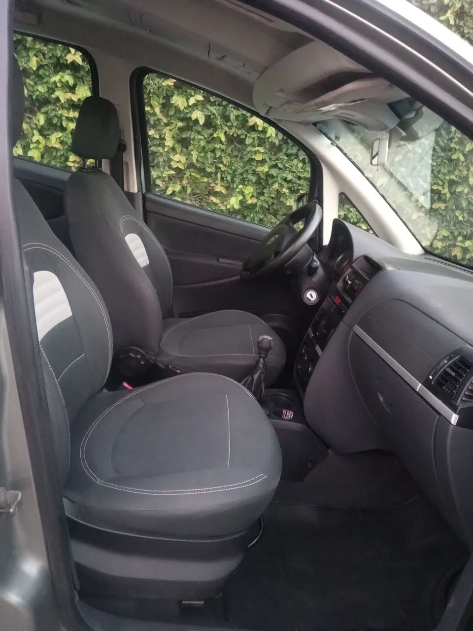 Fiat Idea Attractive 1.4 Fire Flex 8V 5P 2012 - Foto 5
