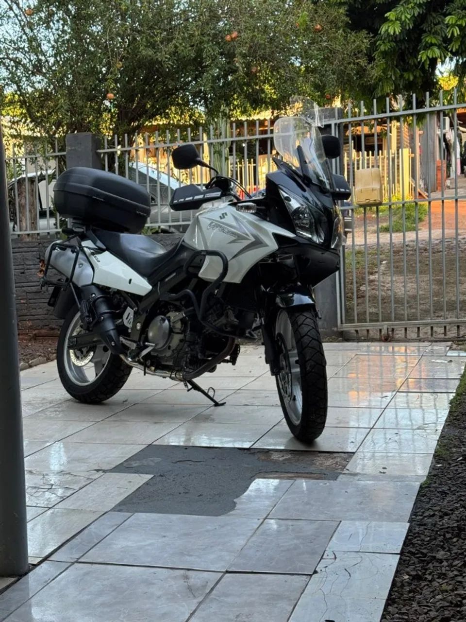 Vstrom 650 2011 - Foto 3