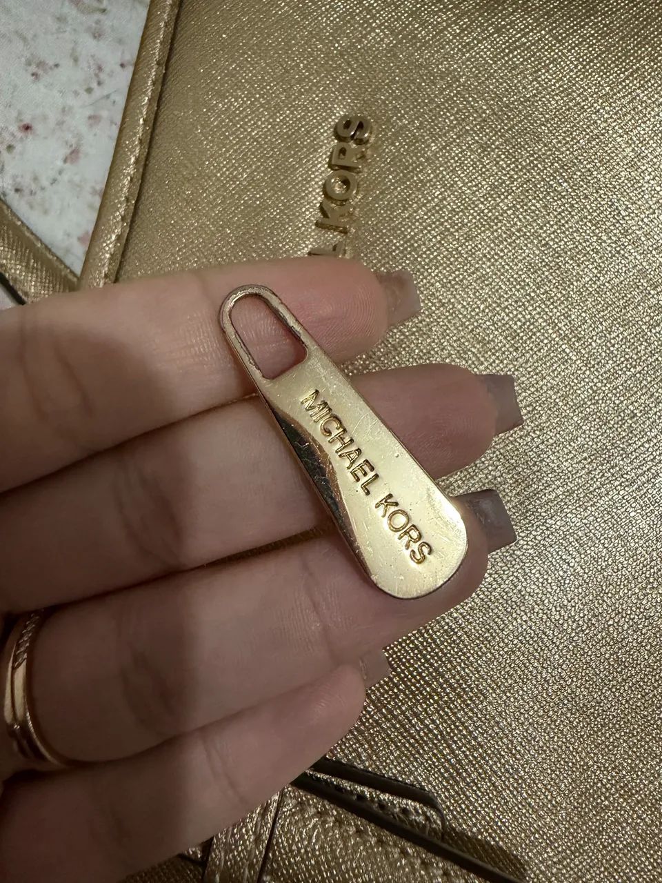 Bolsa Michael Kors Jet Set - Foto 4