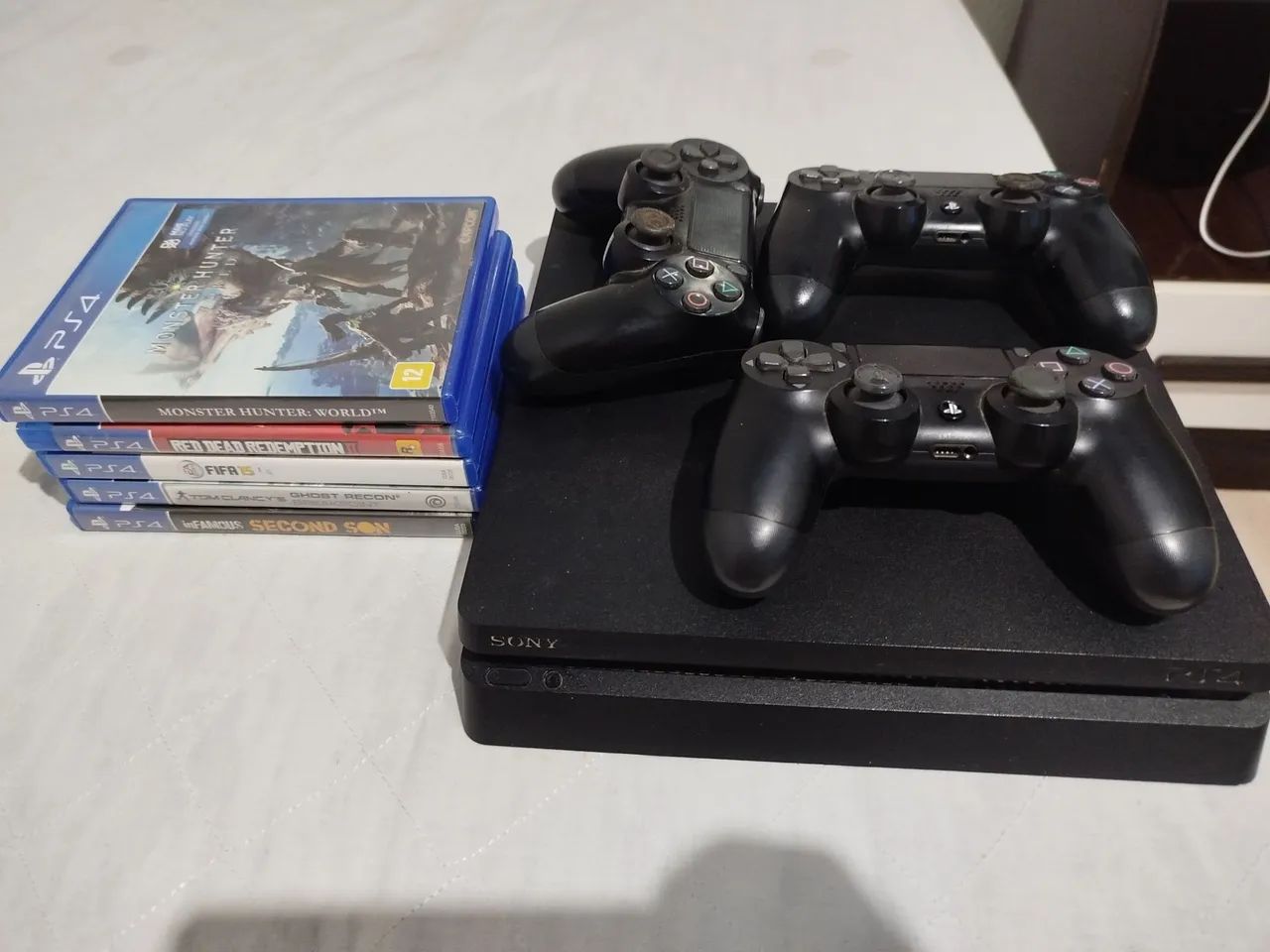 PS4 Slim 1T