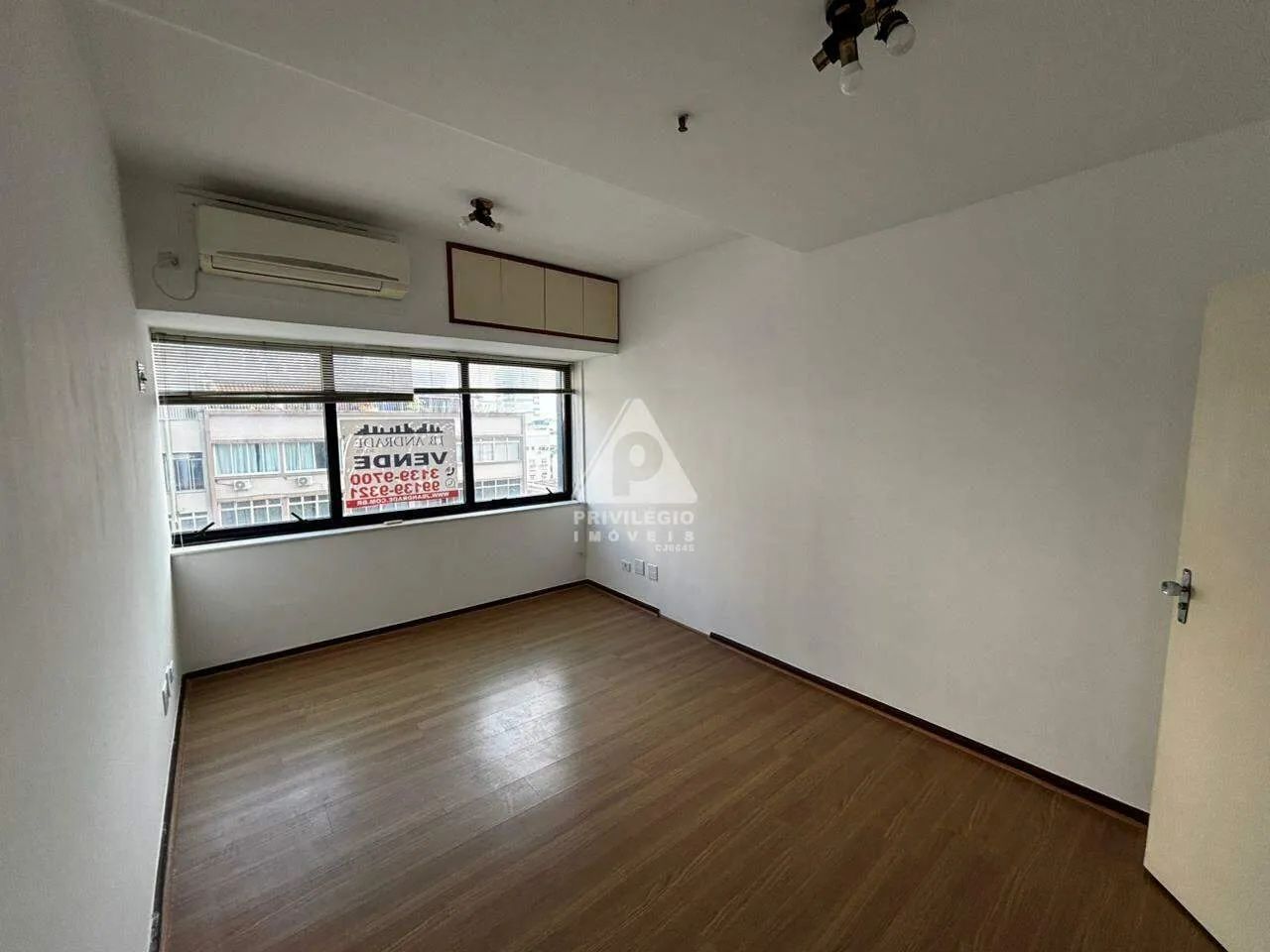 Sala Comercial Frente em Ipanema  34 m², 1 Banheiro, Venda R$ 700.000 - Foto 3