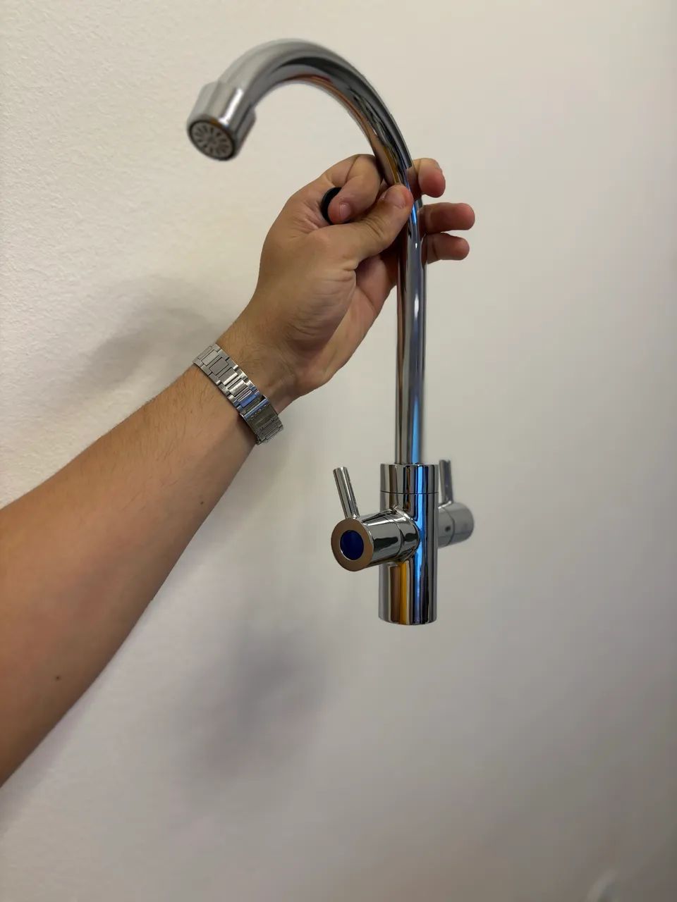 Torneira água quente e fria  - Foto 4