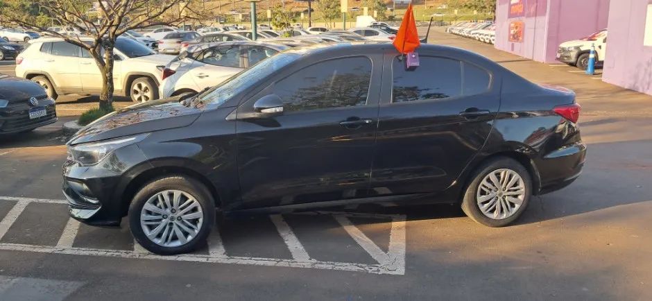 Fiat Cronos Drive 1.3 8V Flex Aut. 2025 - Foto 4