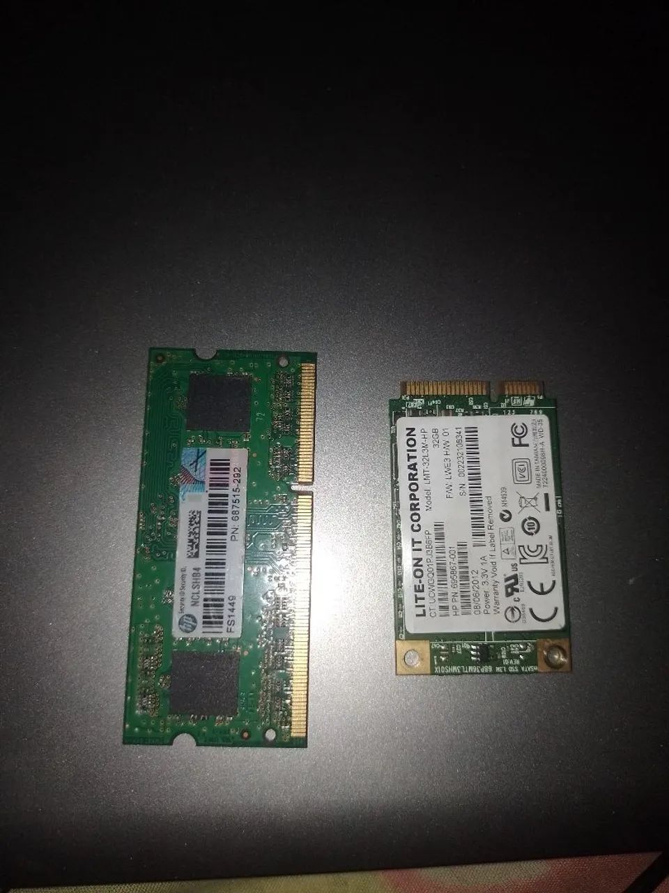 Memória DDR3 de 4Gb de ram + SSD 32gb MSata funcionando.