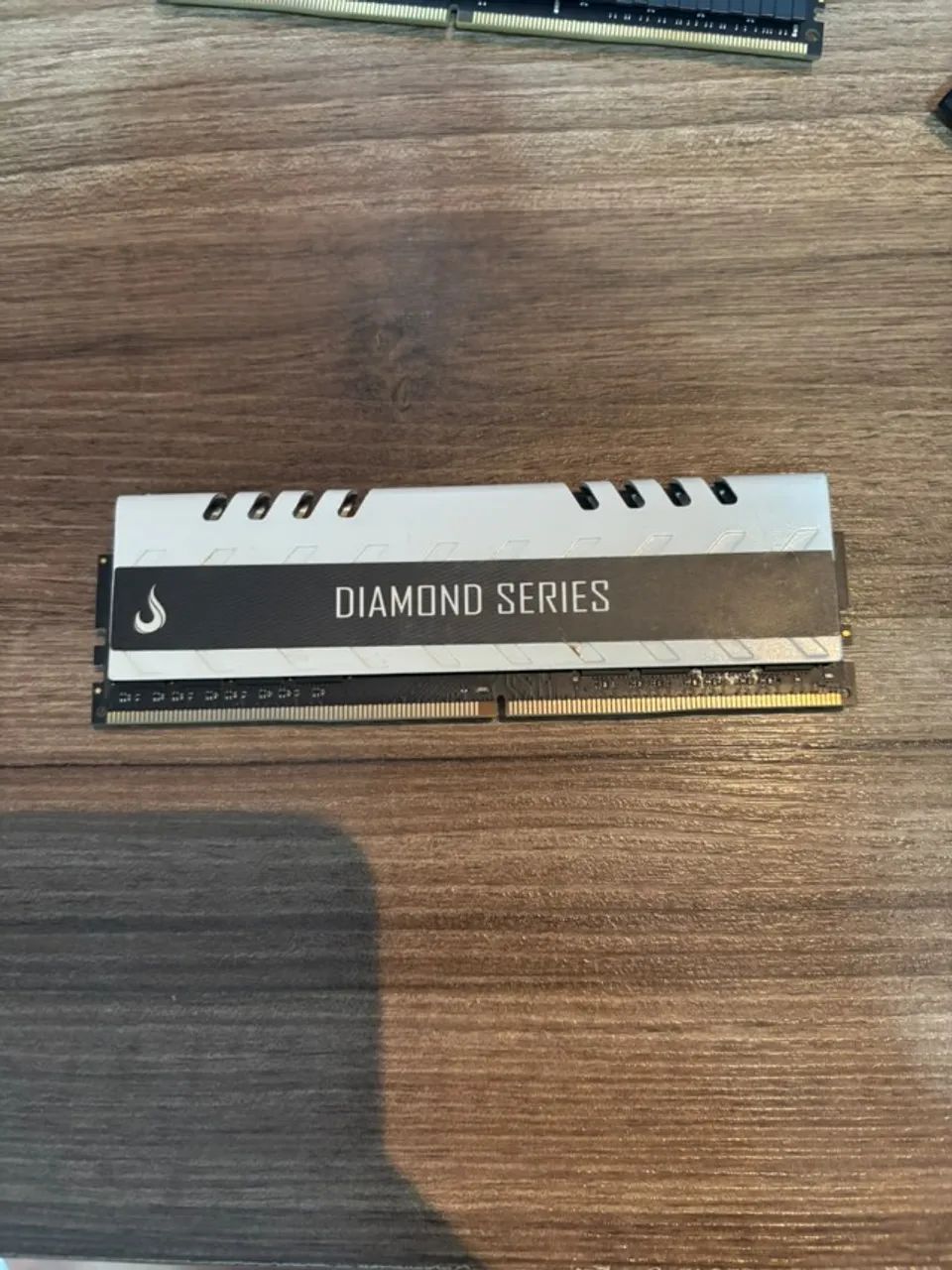 Memoria ram 16gb 2x8 2400mhz - Foto 3