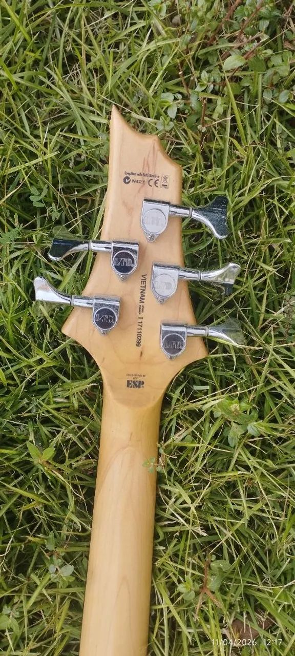 Baixo ESP Ltd series B-15 - Instrumentos musicais - São João de