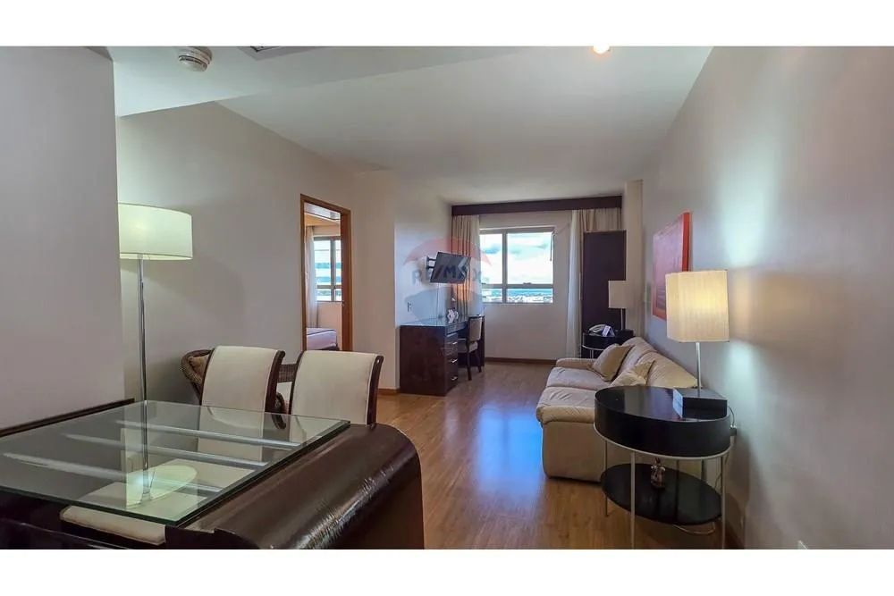 FLAT SUITE - MOBILIADO - BRASIL 21 -ANDAR ALTO - VISTA PARQUE - DESOCUPADO
