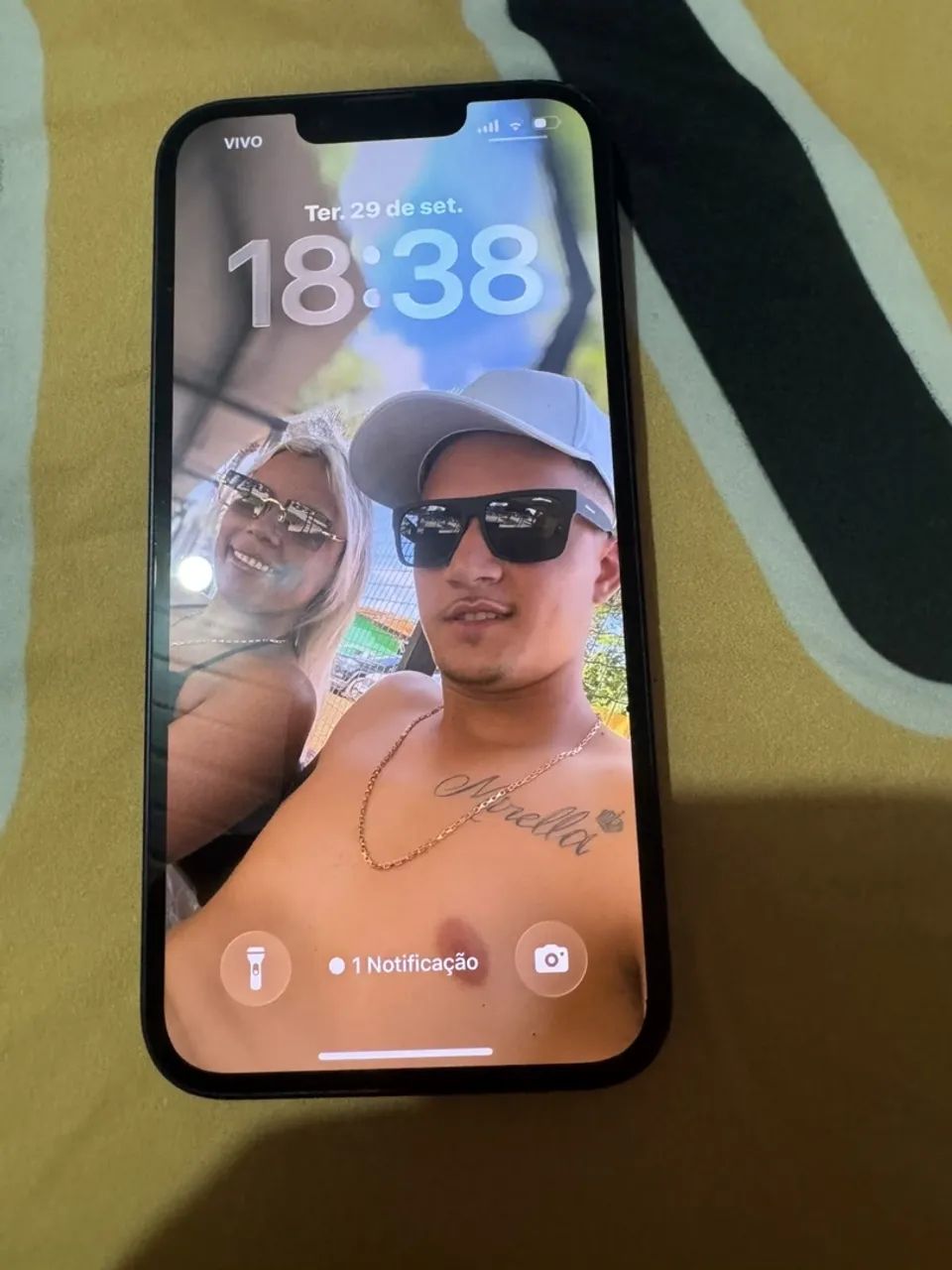 iPhone 16e