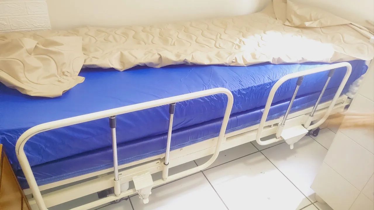 Cama hospitalar  - Foto 2
