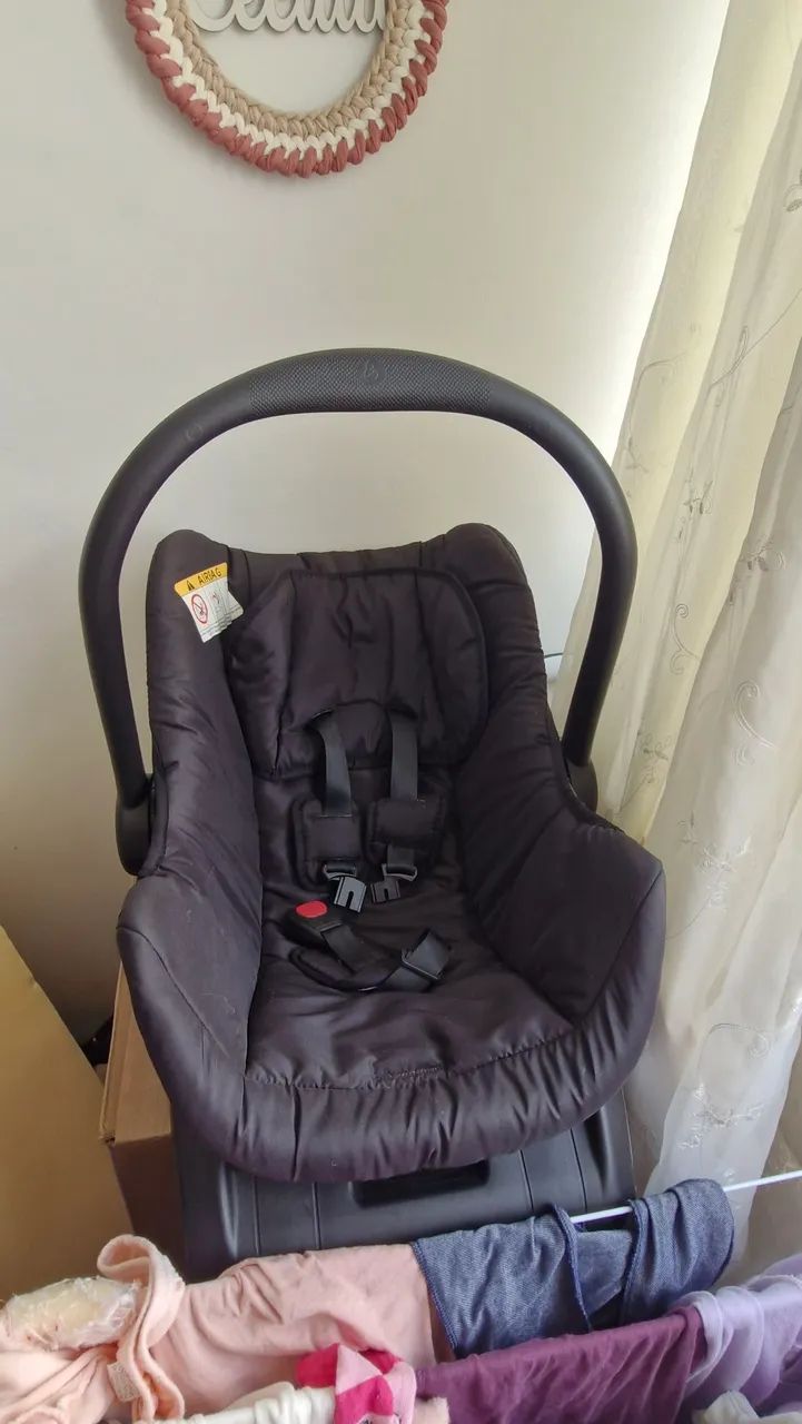 Conjunto Bebê Conforto Grid Black com Base Fixação Galzerano
