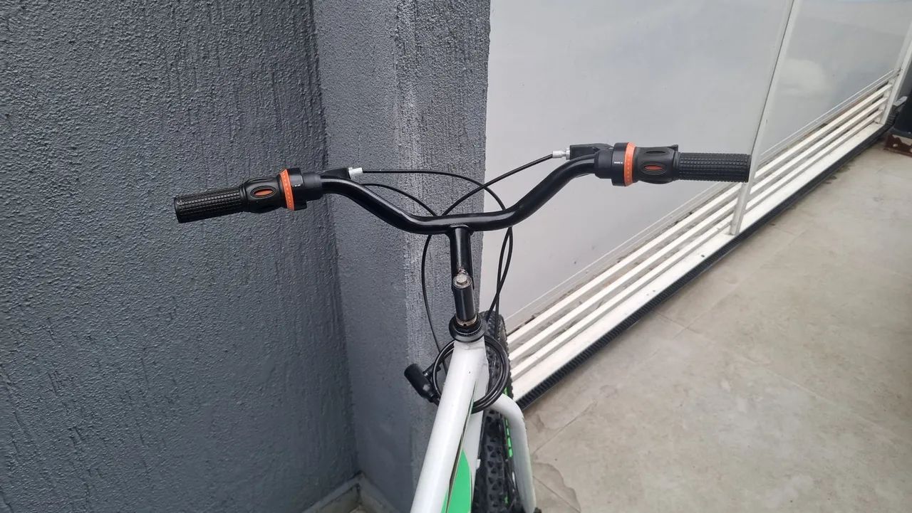 Bicicleta Semi-nova  - Foto 4