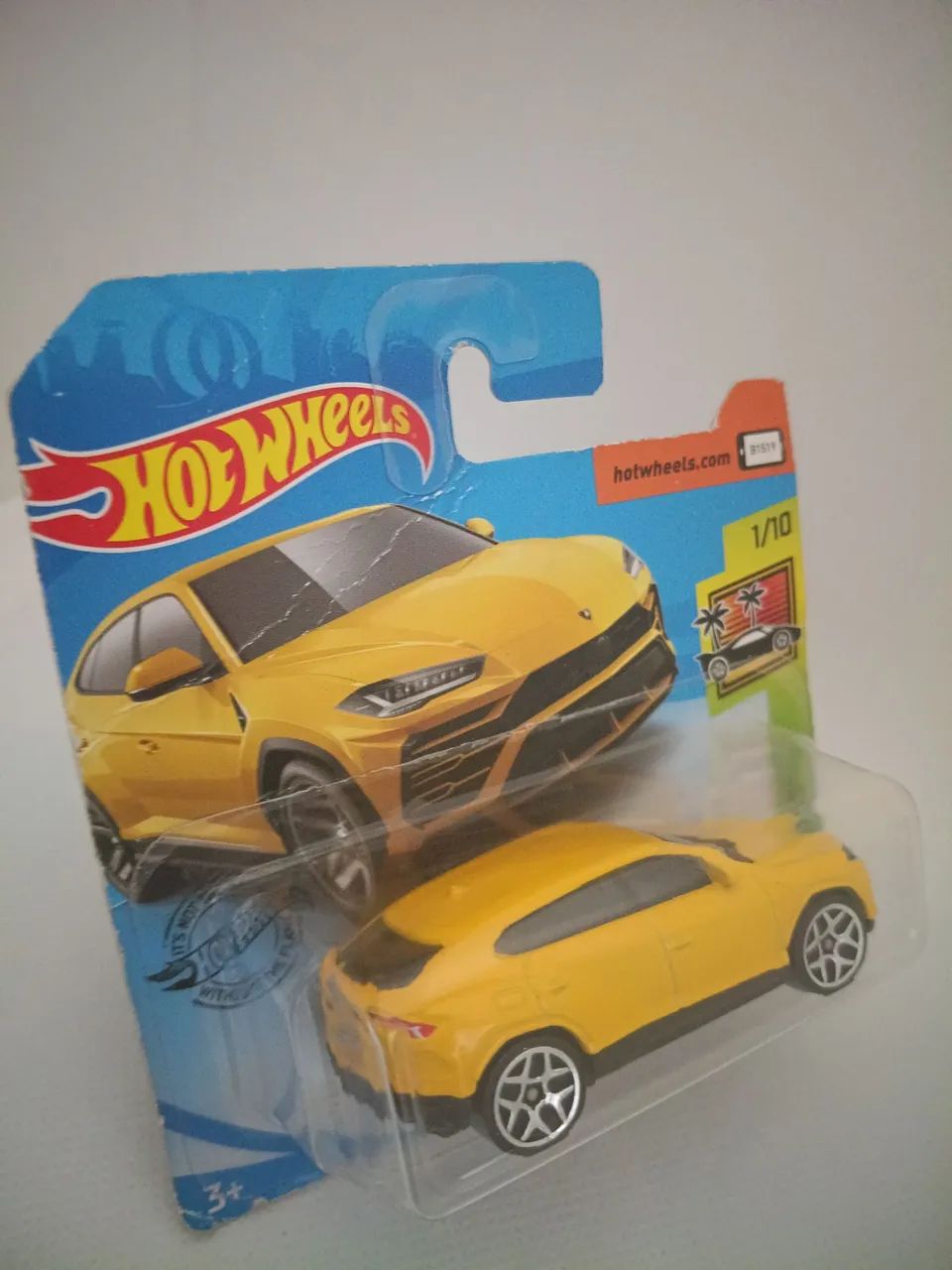Hot Wheels 17` Lamborghini Urus 2018 - Foto 4