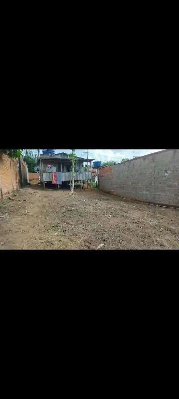 Vende-se casa no Apolônio Sales 