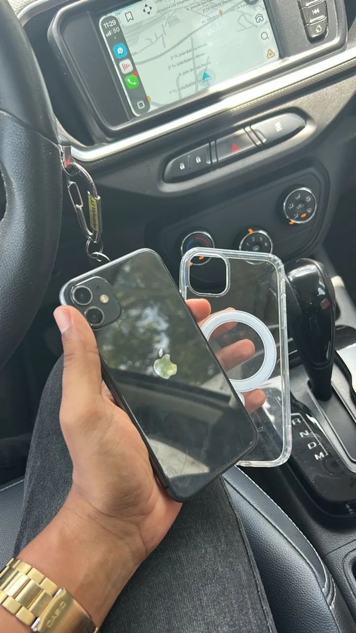 iPhone 11 - 64 gigas 