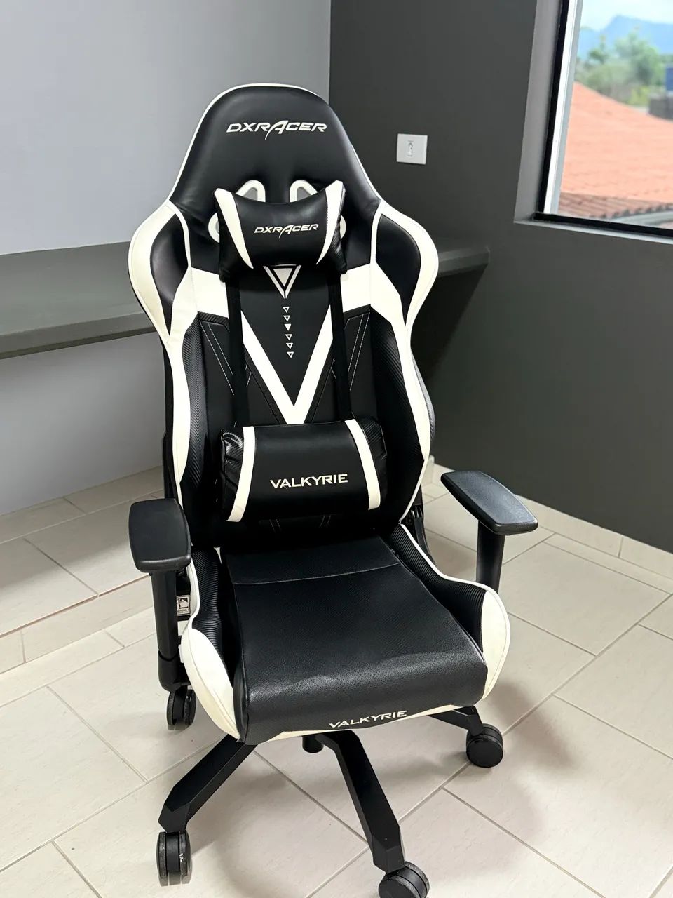 Cadeira Gamer Dxracer Valkyrie - Foto 2
