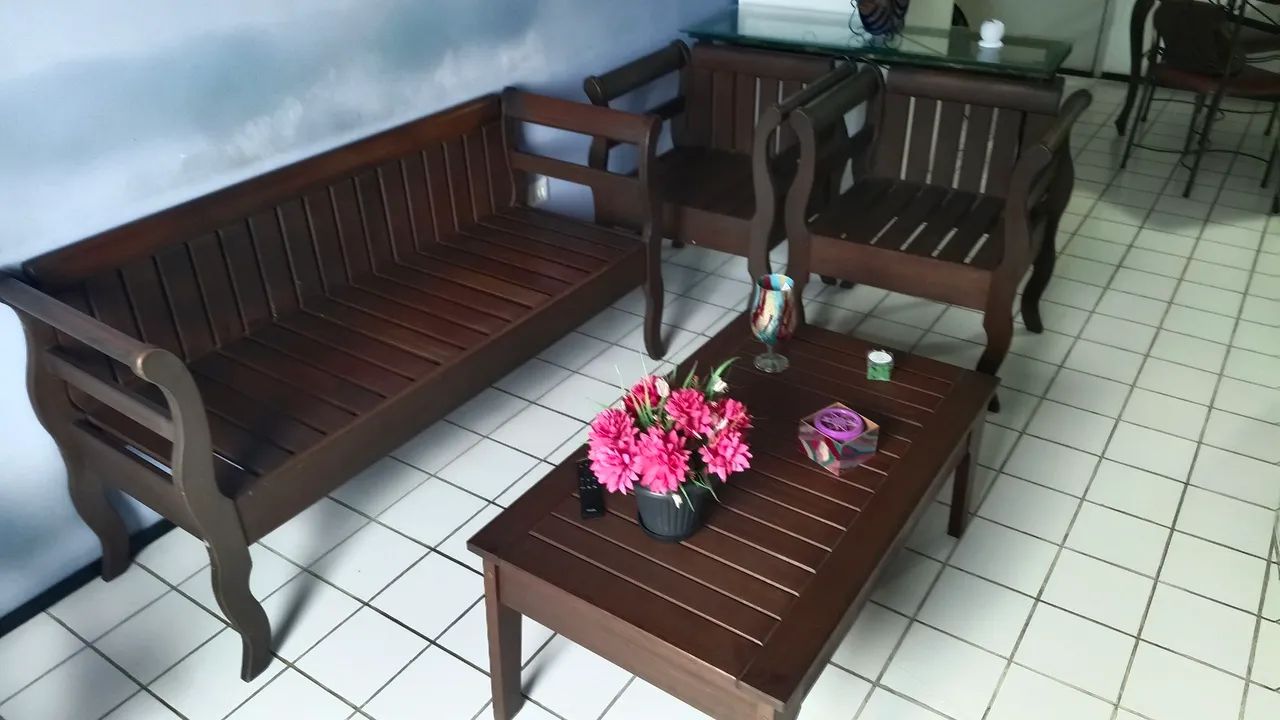 conjunto de sala em madeira antigo