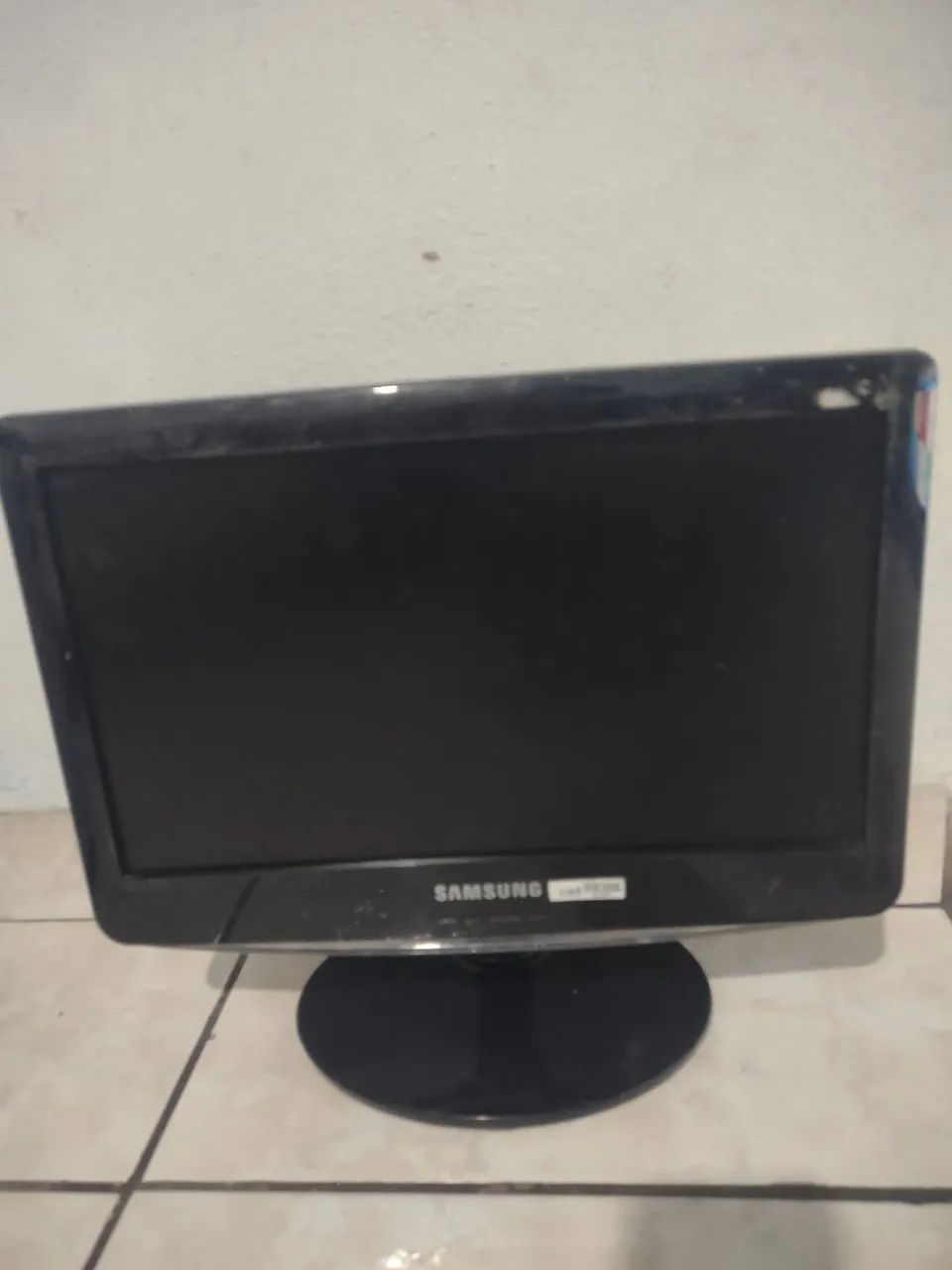 Monitor Samsung 16 polegadas 