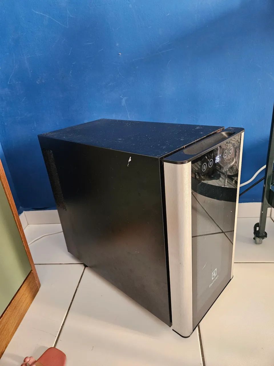 Adega Electrolux 8 garrafas - Foto 2