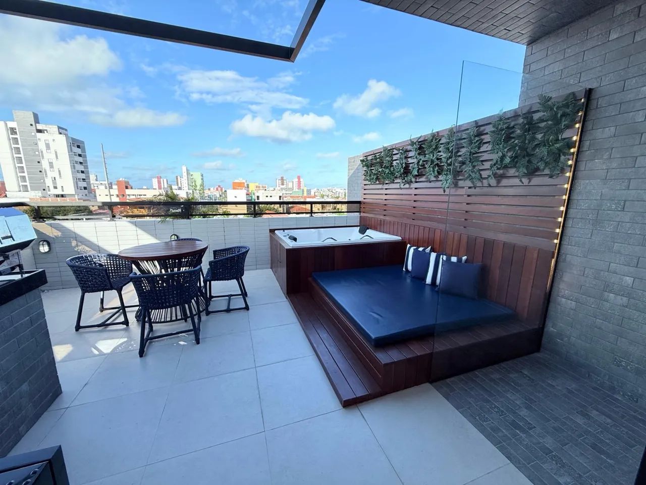 Vendo cobertura duplex no Bessa, modelo porteira fechada  - Foto 4