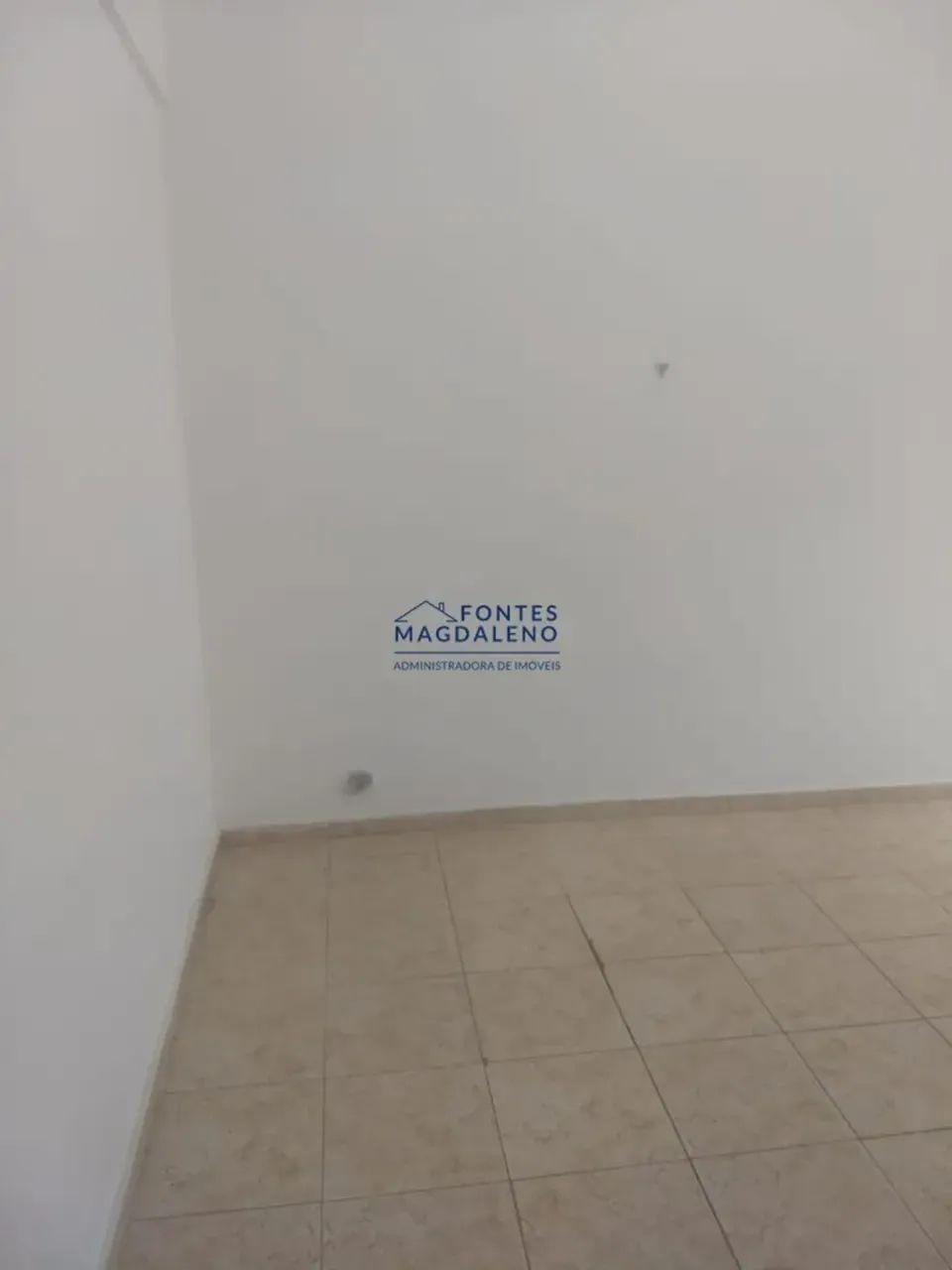 Kitnet em prédio misto na Tijuca - Foto 2