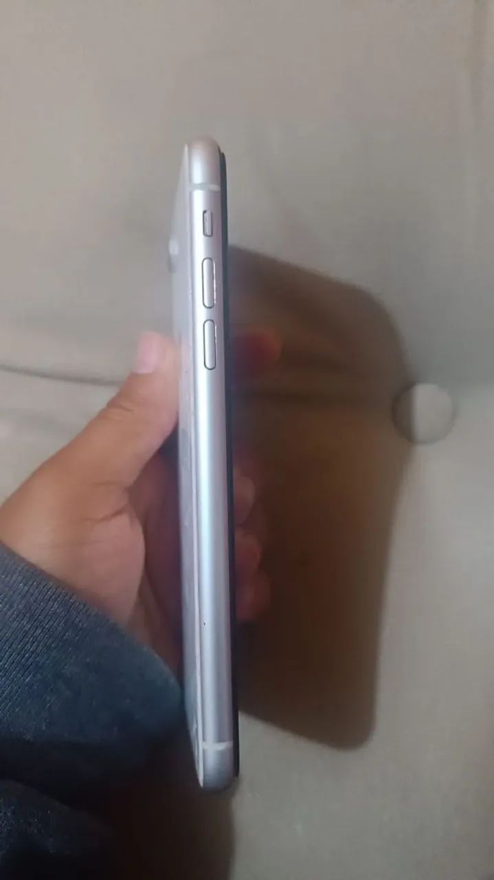 iPhone XR 64 GB  - Foto 2