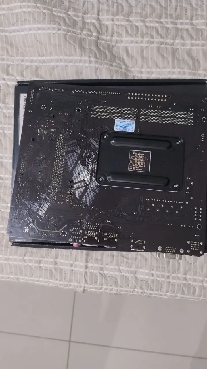 Placa-Mãe Gigabyte A520M K V2 - Foto 5