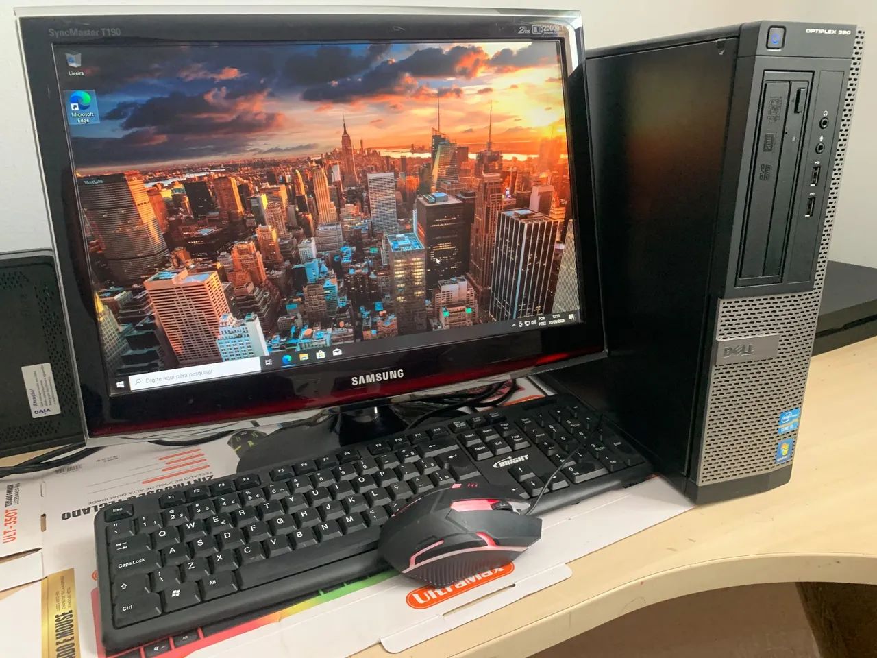 PC i3 DELL impecável estado de novo!