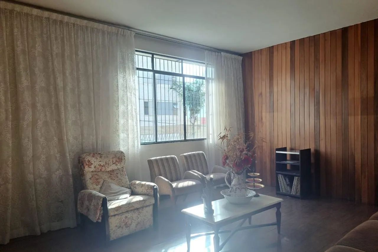 Casa à Venda - Nova Suíssa, 4 Quartos, 360 m2 - Foto 2