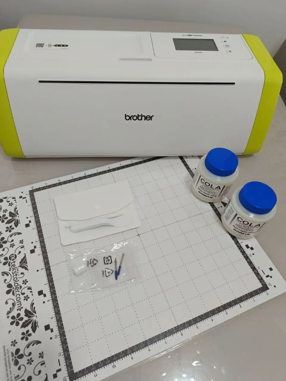 Brother ScanNCut SDX85 - Estado de Nova + Acessórios Extras