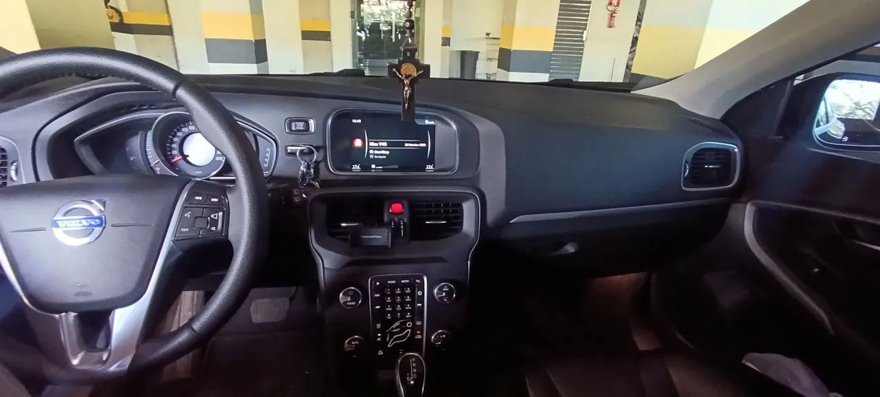 Volvo V40 T-4 2.0 Aut./mec. 2015 - Foto 4