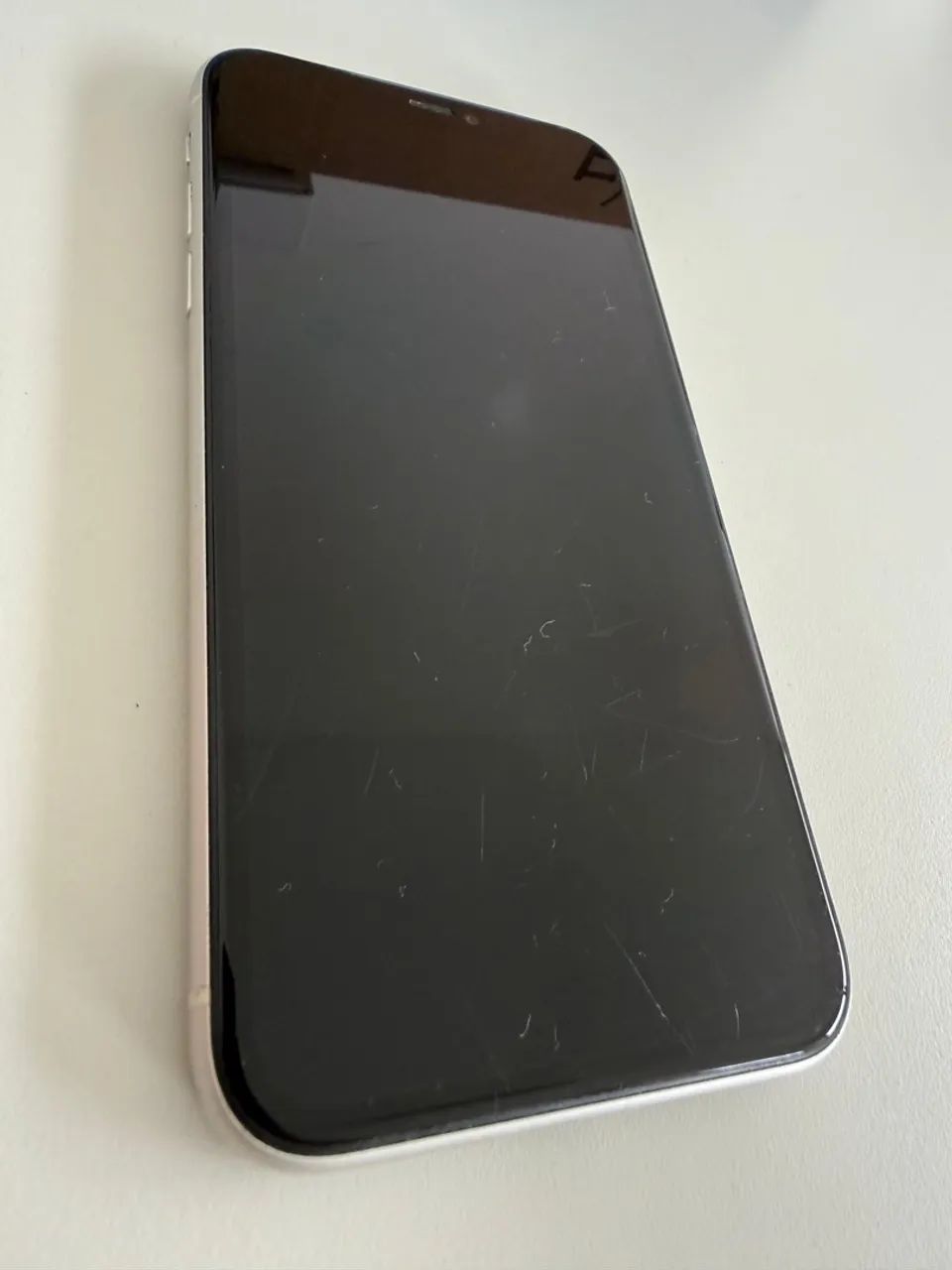 Iphone 11 256GB Branco - Foto 2