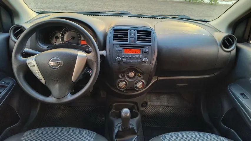 Nissan Versa 1.0 12V Flexstart 4P Mec. 2020 - Foto 3