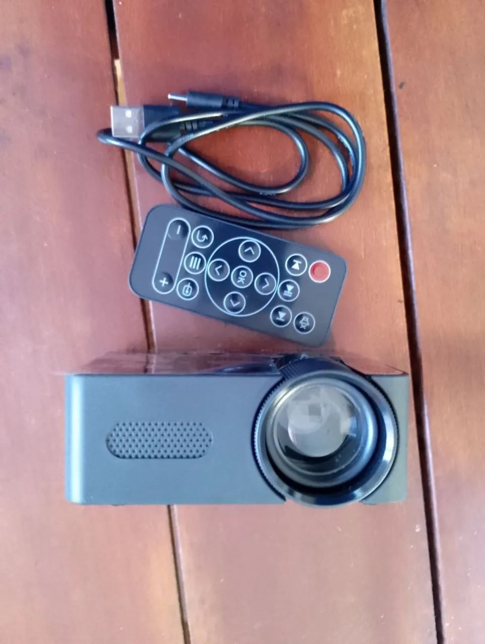 Mini projetor de vídeo portátil  - Foto 2