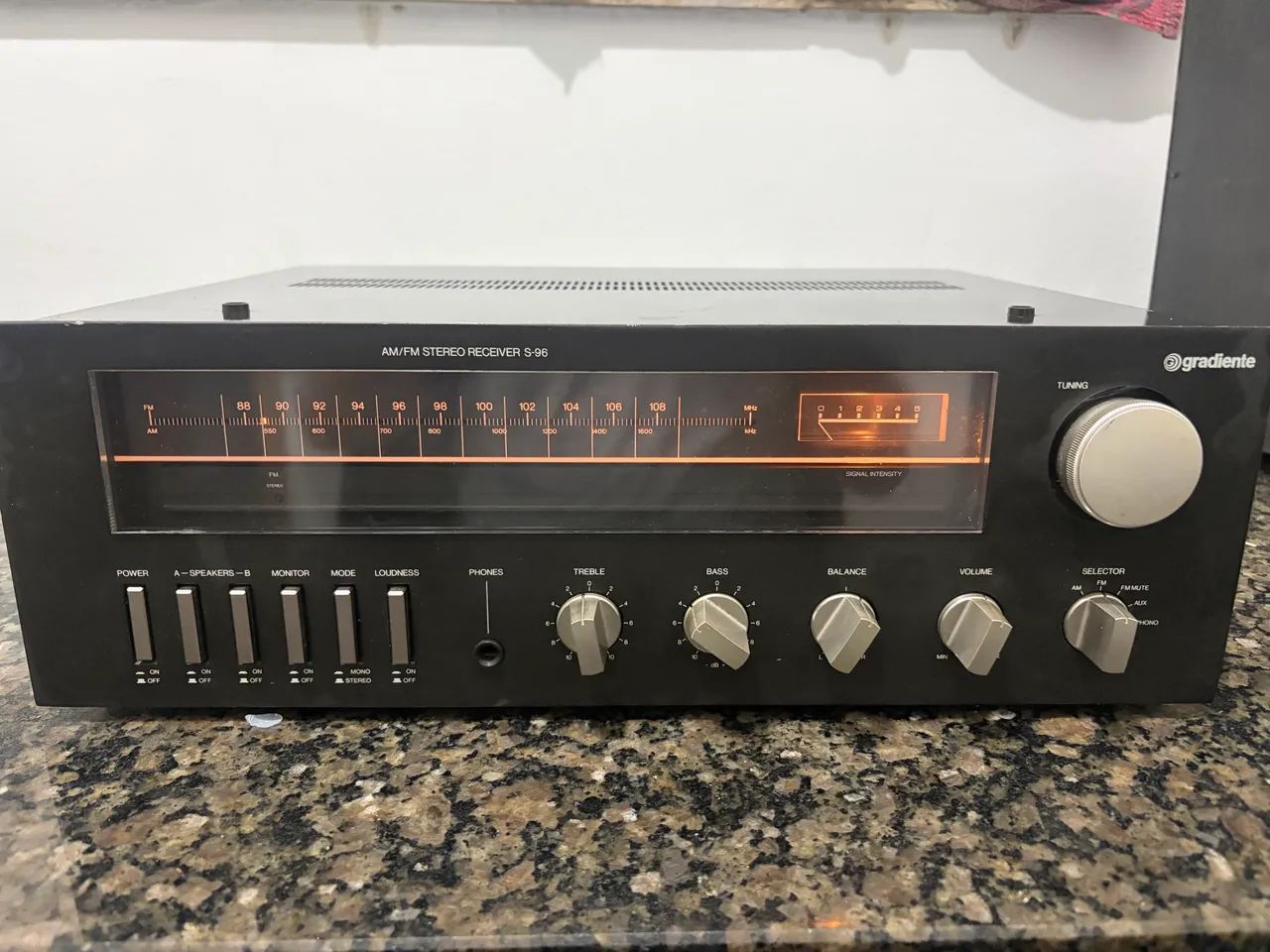 Aparelhos de som Gradiente Receiver e Deck modelo S96 com caixas de som originais  - Foto 4