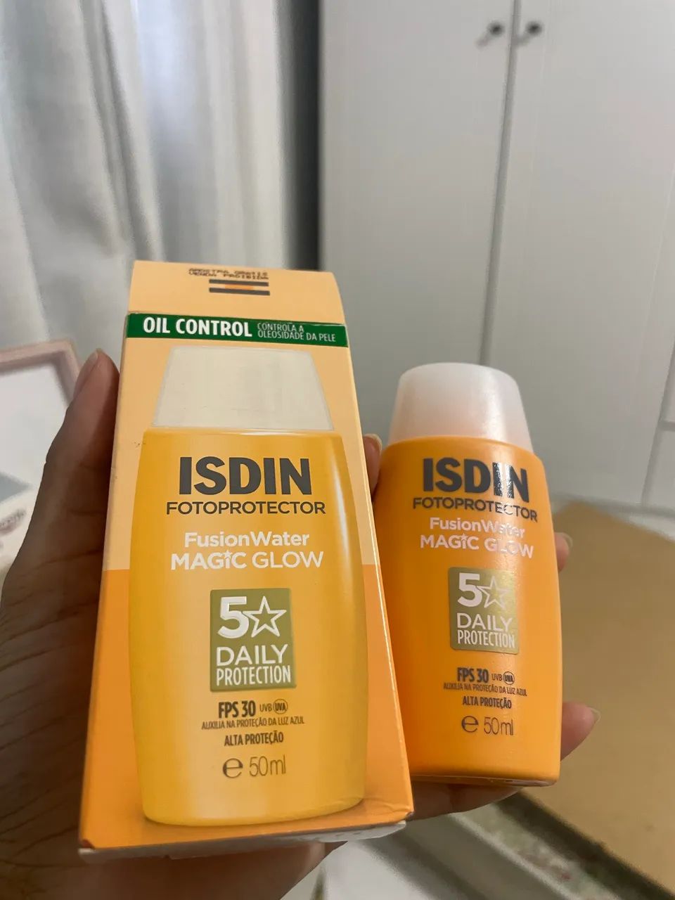 Protetor Isdin Magic Glow 50ml Nunca usado
