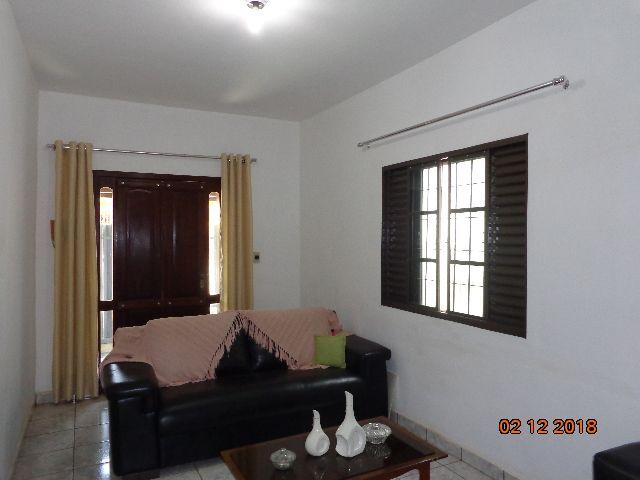 Excelente casa na Praça Danilo Macedo ( Centro Luz /MG) - Foto 5