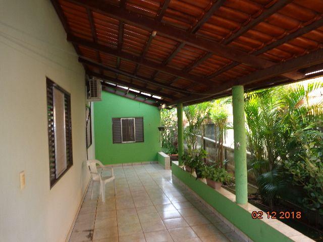 Excelente casa na Praça Danilo Macedo ( Centro Luz /MG) - Foto 4