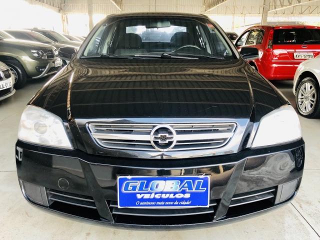 GM - CHEVROLET ASTRA SED. ADVANT. 2.0 8V MPFI FLEXP. 4P - Foto 2