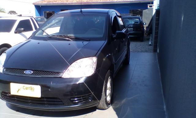 Ford fiesta sedan 2005