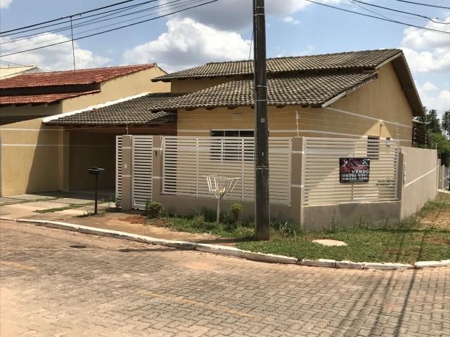 Oportunidade!!!! casa terreá 3 quartos sendo 2 suítes no condomínio fraternidade