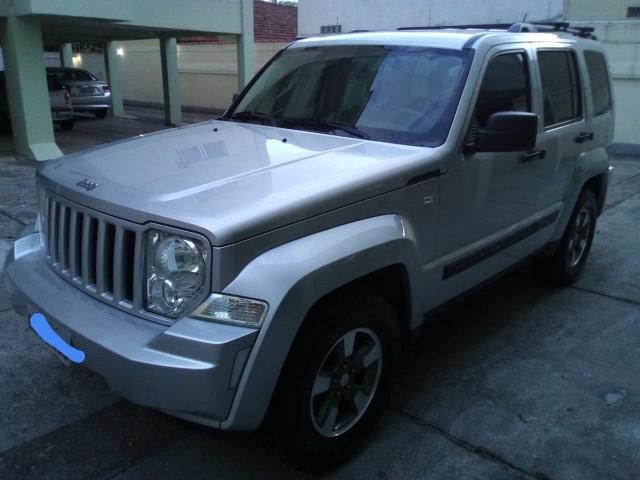 Jeep Cherokee - Foto 5