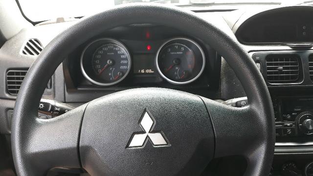 Pajero TR4 2010/2010 - Flex - prata - 4x4 automática - em ótimo estado - Foto 5