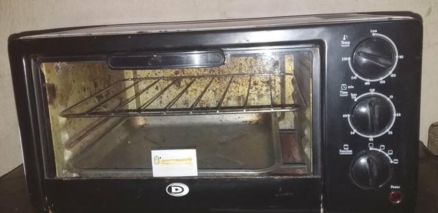Forno eletrico pequeno