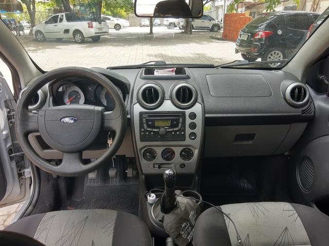 Fiesta 1.0 / 2008 R$15.500,00 - Foto 2